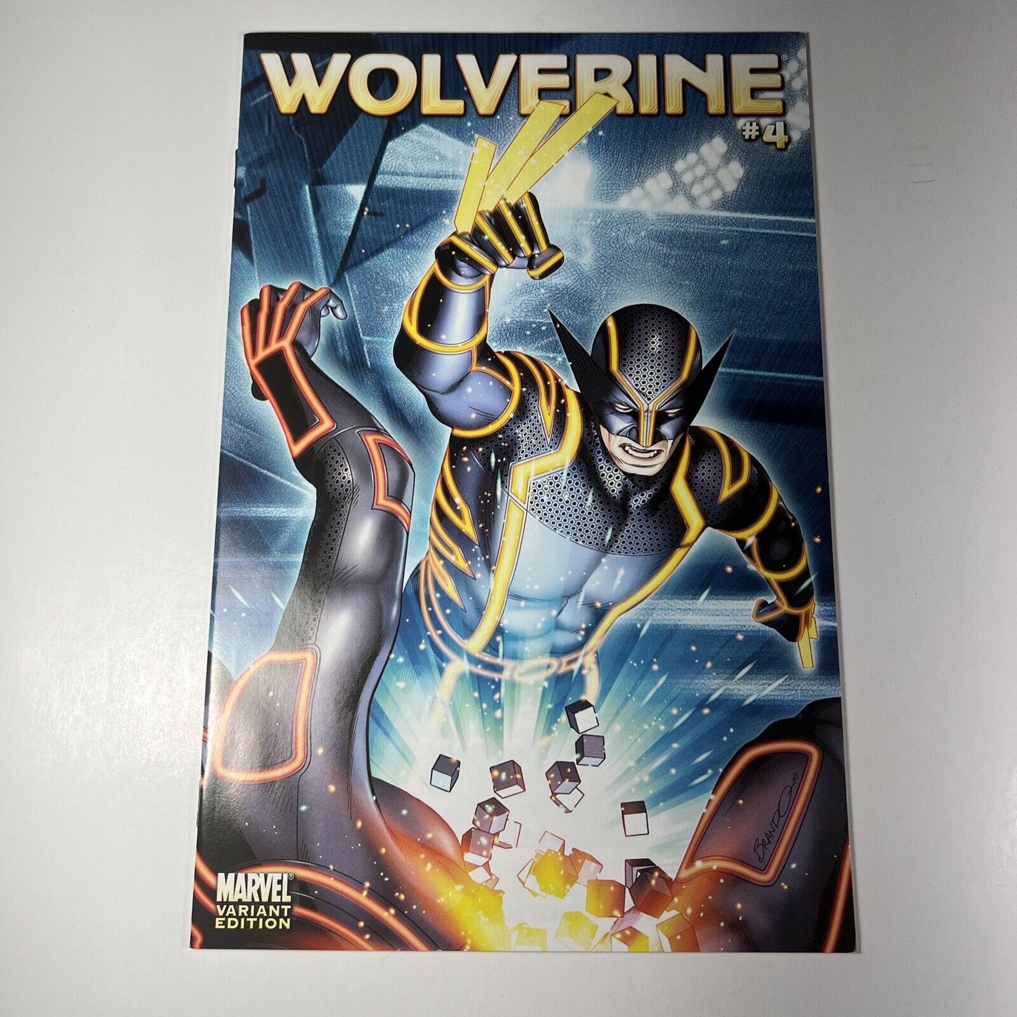 Wolverine 4 Tron Variant 2011 Marvel Comics 1:15 Peterson Cover - Deadpool