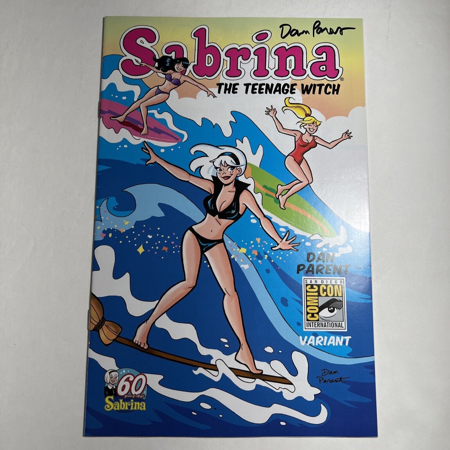 Betty Veronica Friends Forever Summer Surf Party 1 1st Stacy Banks SDCC SIGNED