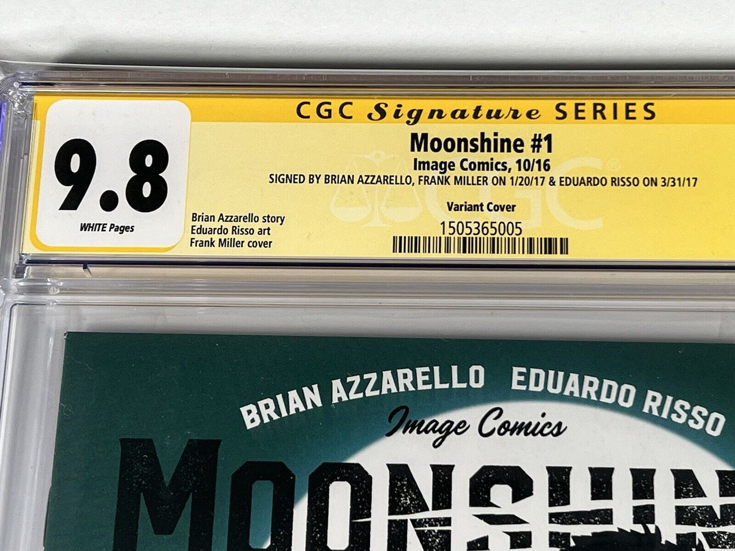 Moonshine #1 CGC SS 9.8 - Signed by FRANK MILLER & Azzarello & Risso Image 2017