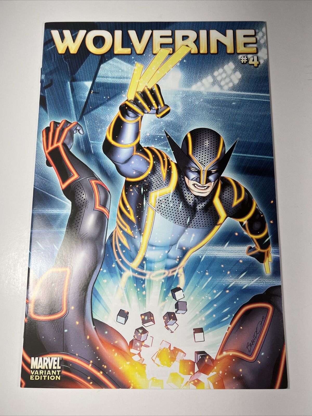 Wolverine 4 Tron Variant 2011 Marvel Comics 1:15 Peterson Cover - Deadpool